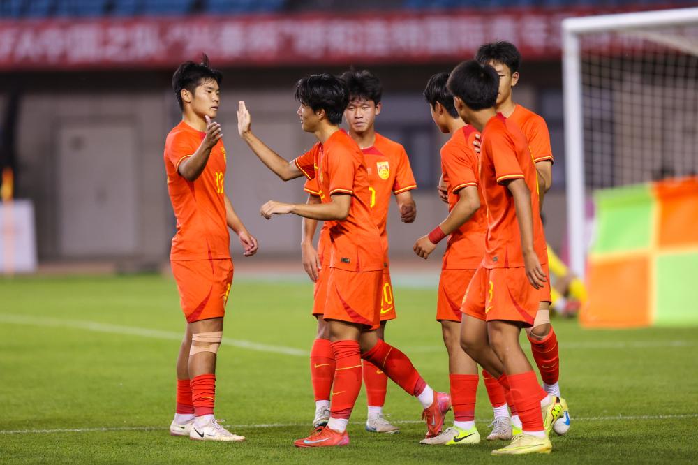 湖人计划为里夫斯开大合同今夏三大引援目标曝光